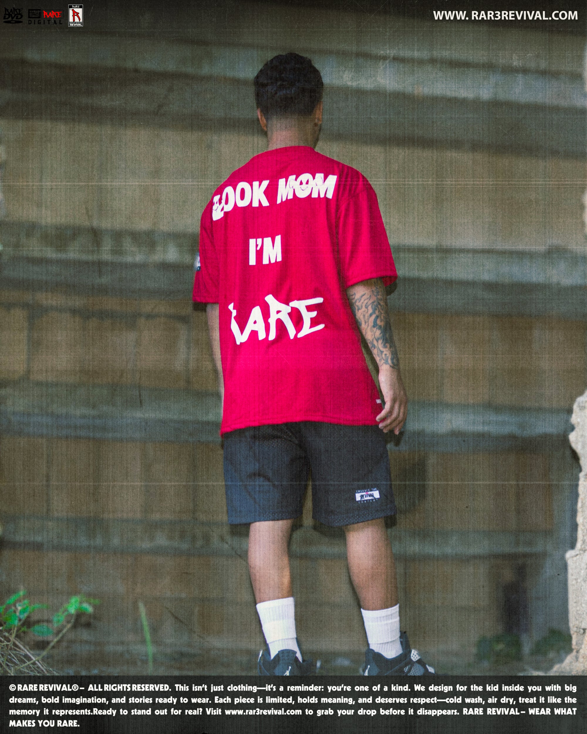 LOOK MOM I’M RARE TEE
